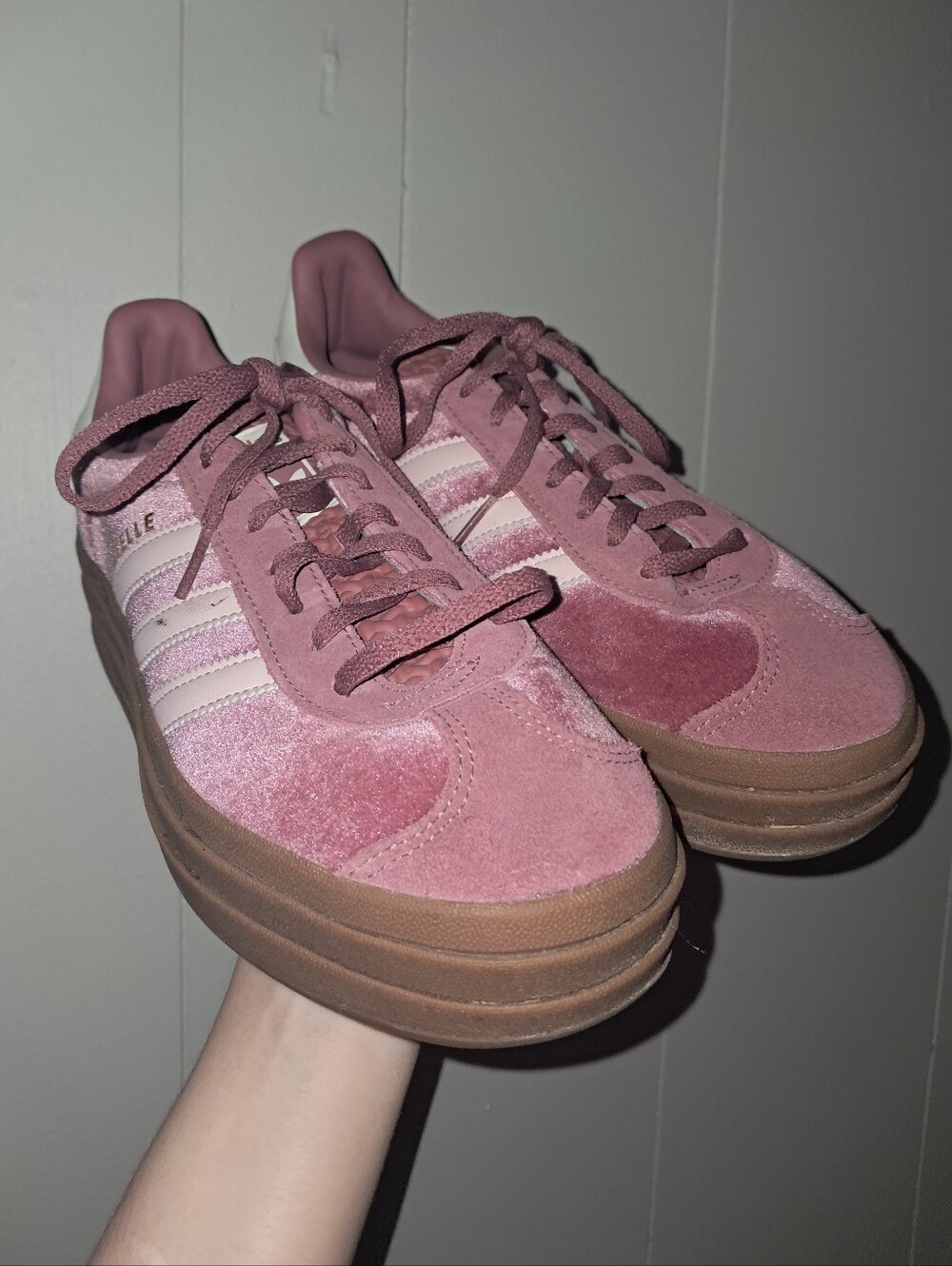 Adidas Gazelle Women's Rose Pink Suede Sneakers with Gum Platform Sole - Picture 7 of 8